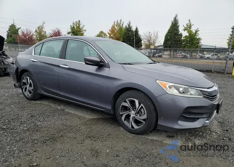 2016 Honda Accord Lx z USA, uszkodzony, nr VIN 1HGCR2F38GA016906